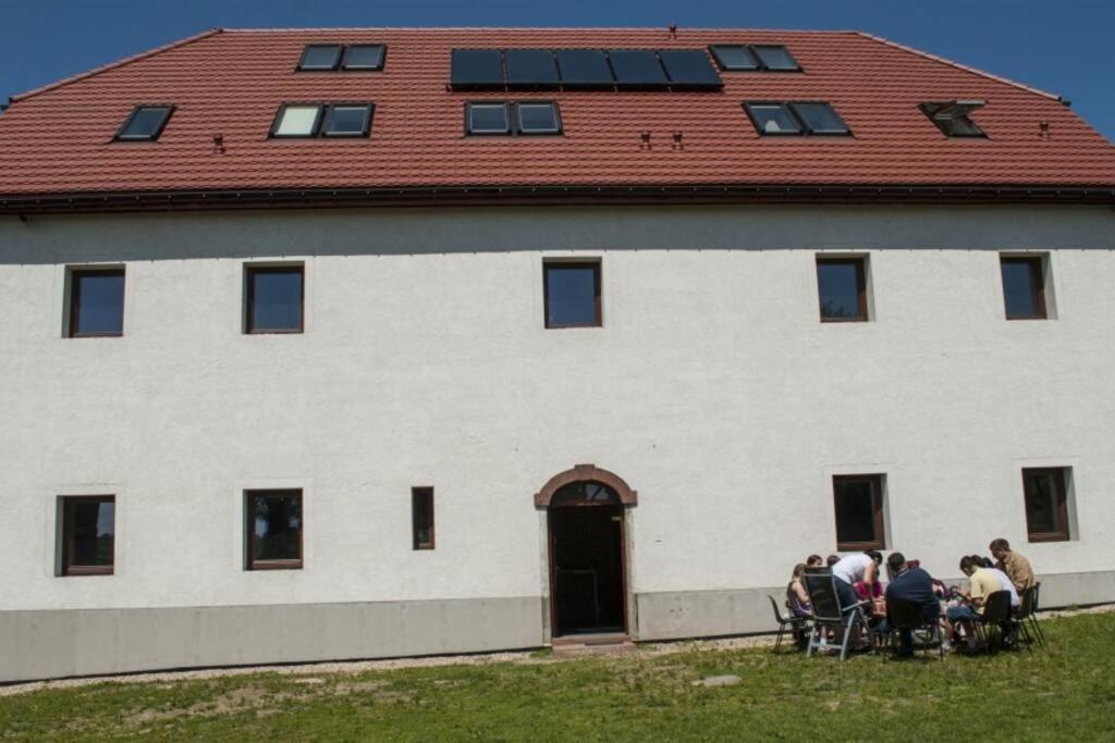 Wyspa Koni - Urocze Gospodarstwo Agroturystyczne Ostroszowice エクステリア 写真